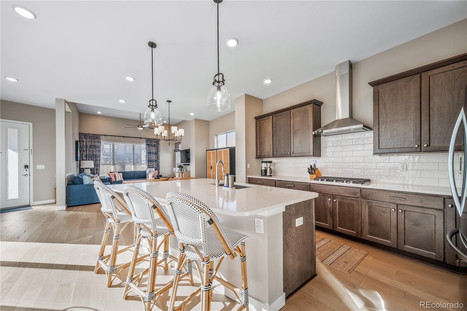 MLS Image #6 for 6322 n emporia street,denver, Colorado