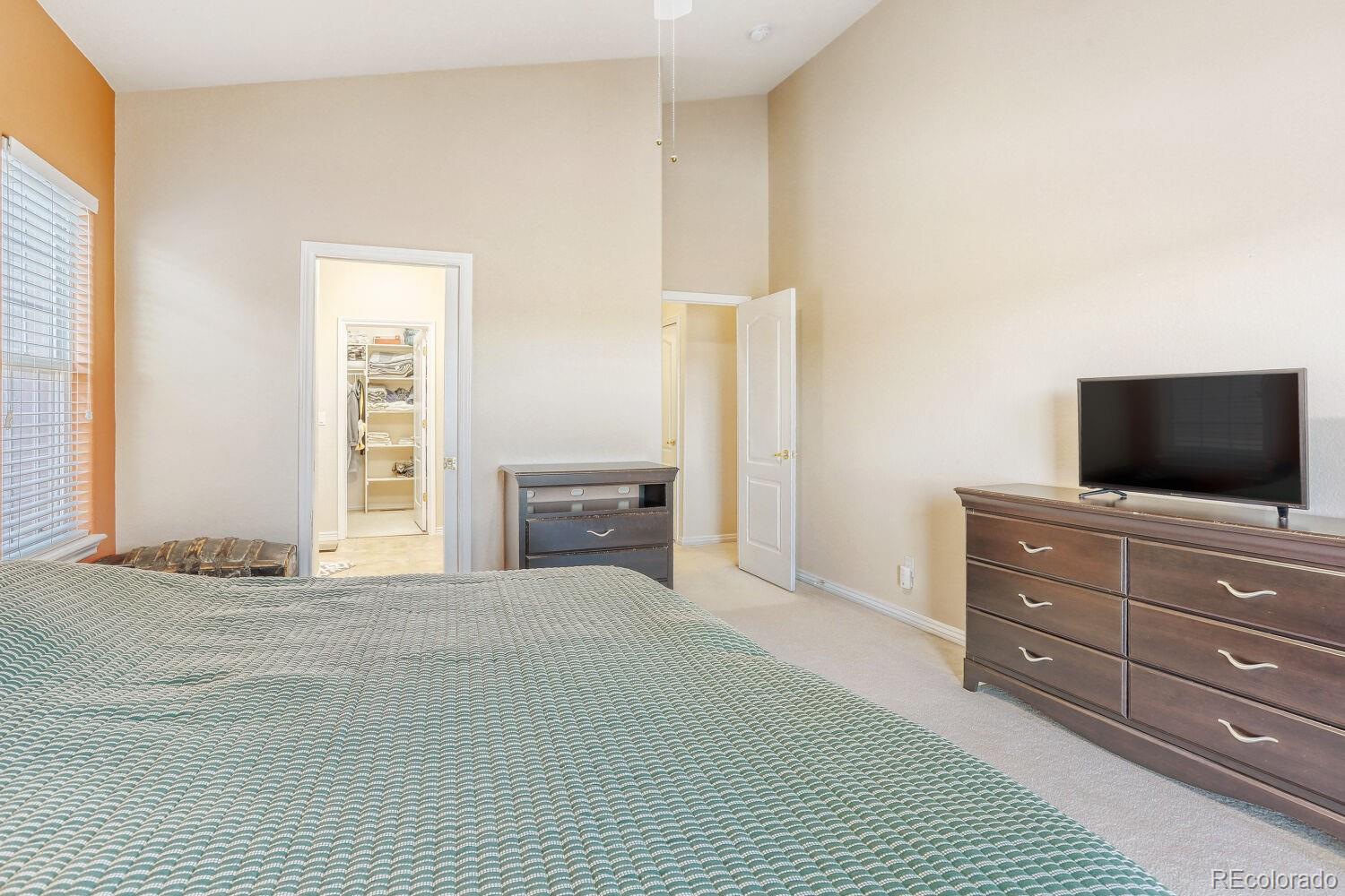 MLS Image #17 for 927  champion circle,longmont, Colorado