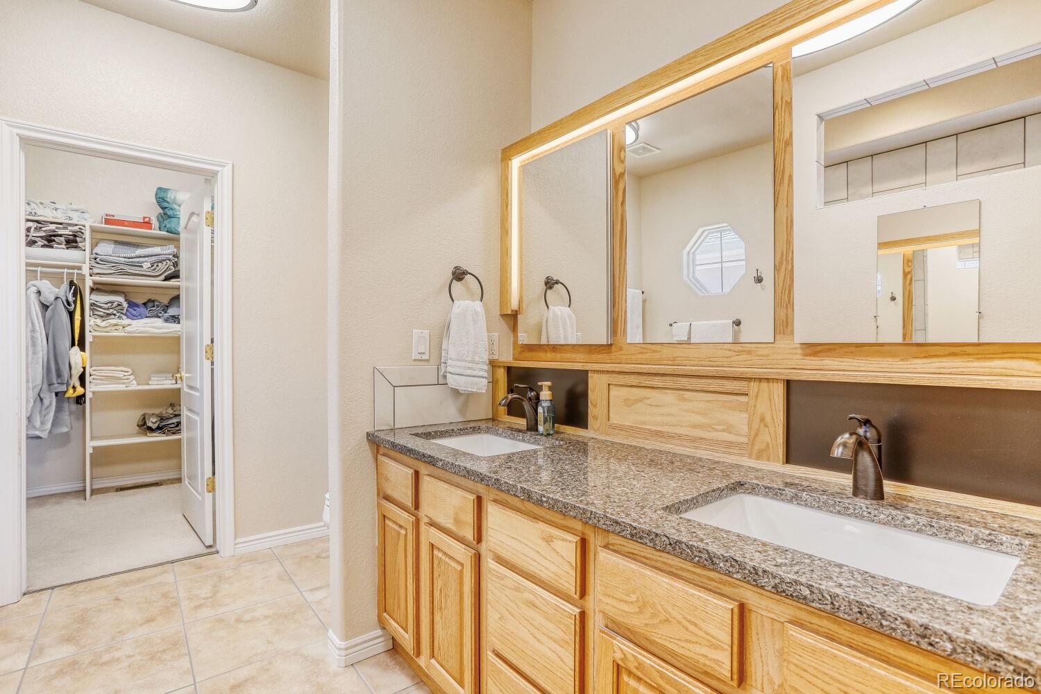 MLS Image #18 for 927  champion circle,longmont, Colorado