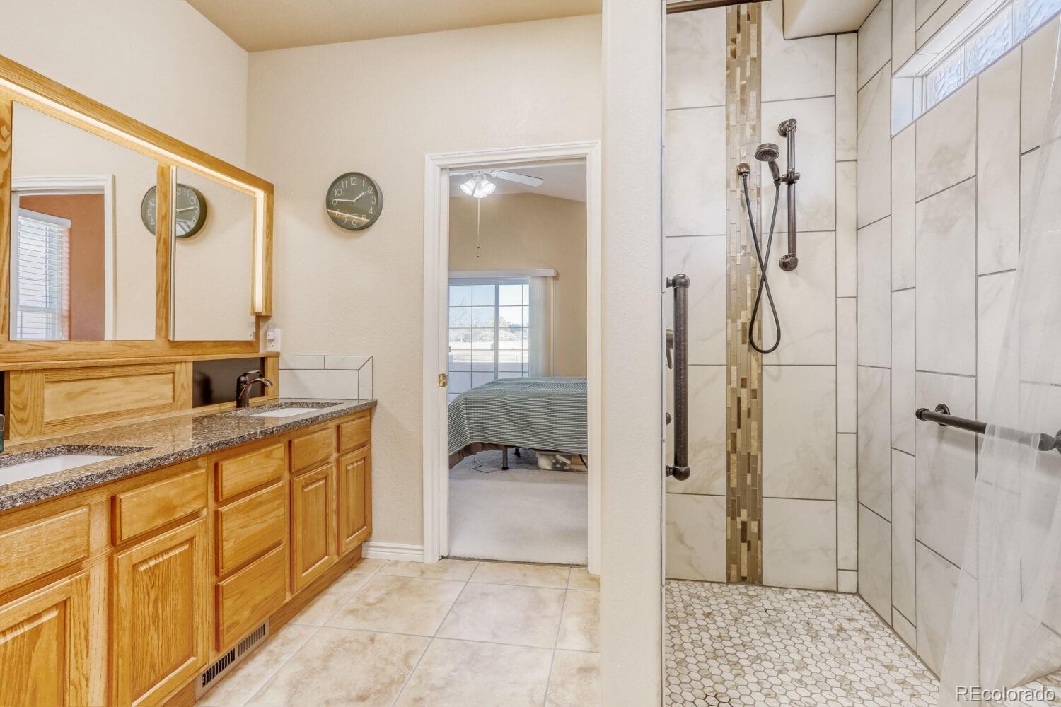 MLS Image #19 for 927  champion circle,longmont, Colorado