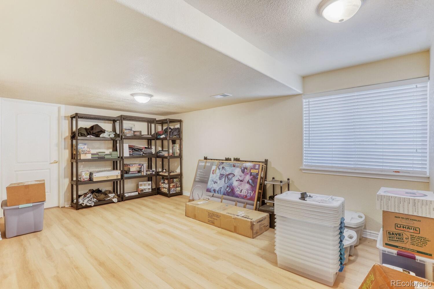 MLS Image #23 for 927  champion circle,longmont, Colorado