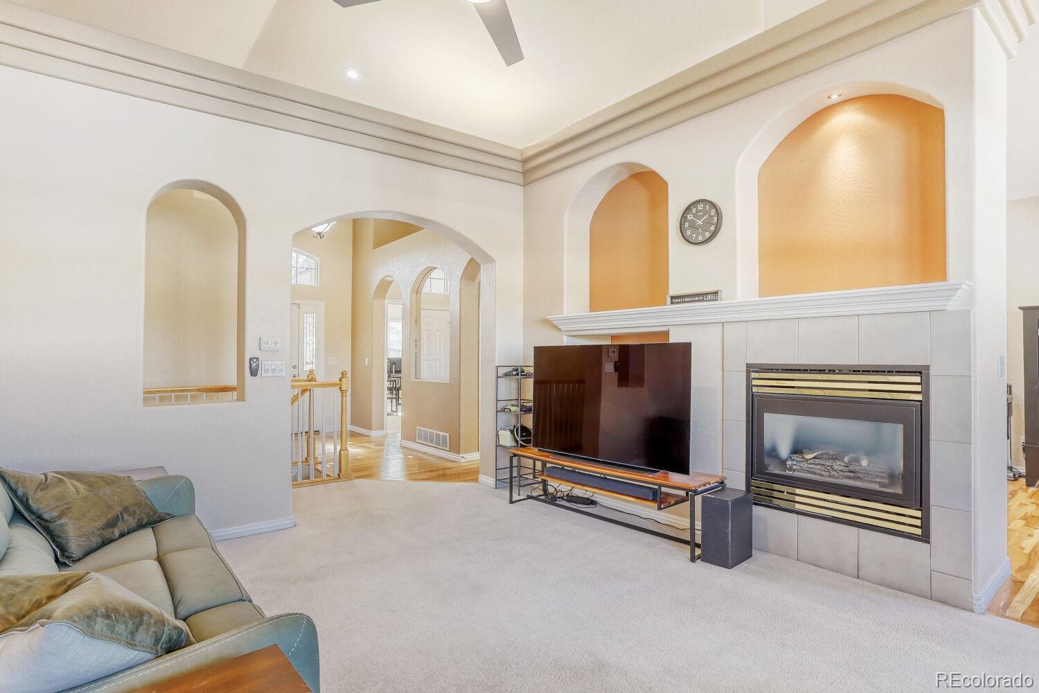 MLS Image #5 for 927  champion circle,longmont, Colorado