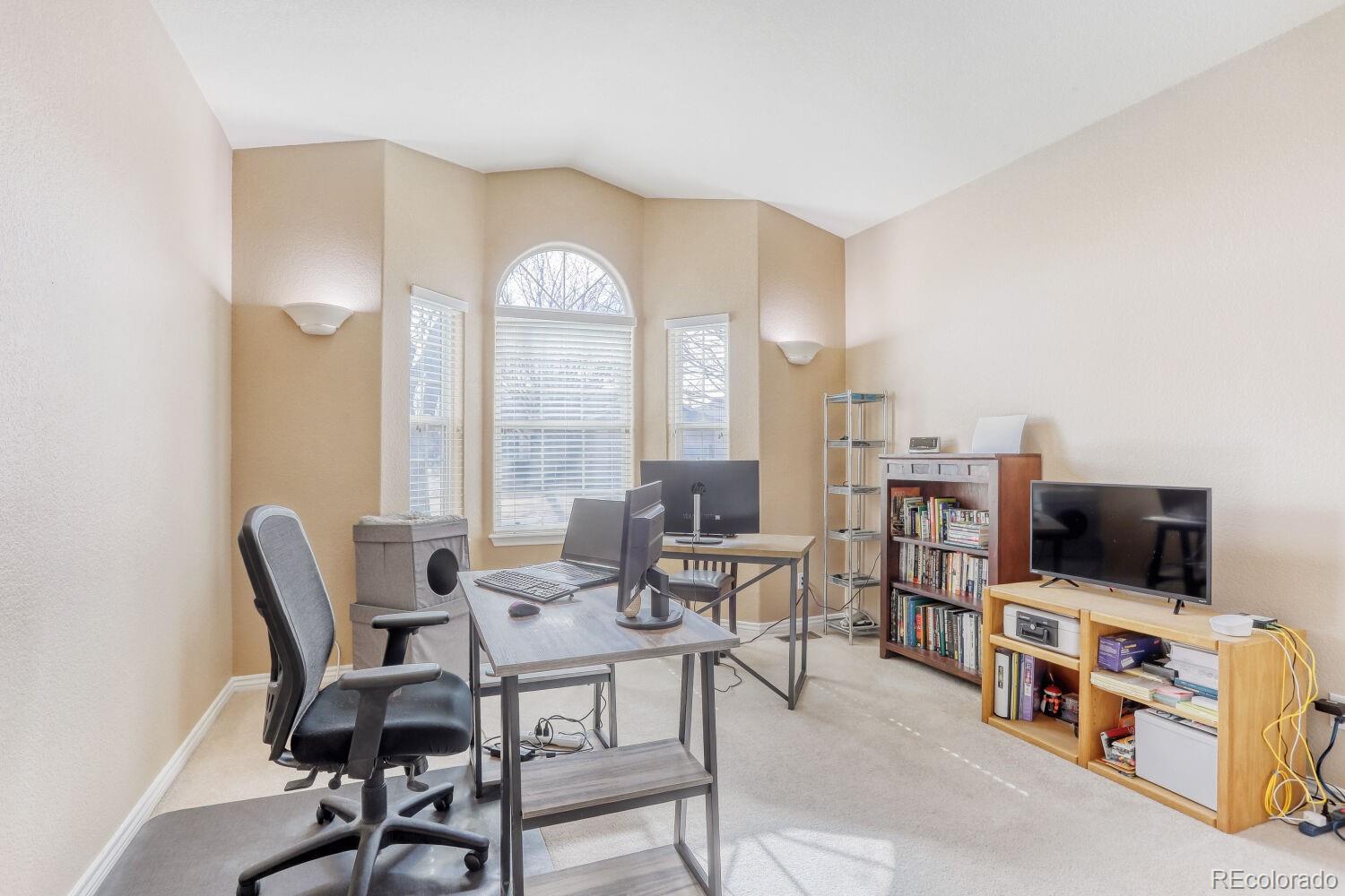 MLS Image #9 for 927  champion circle,longmont, Colorado