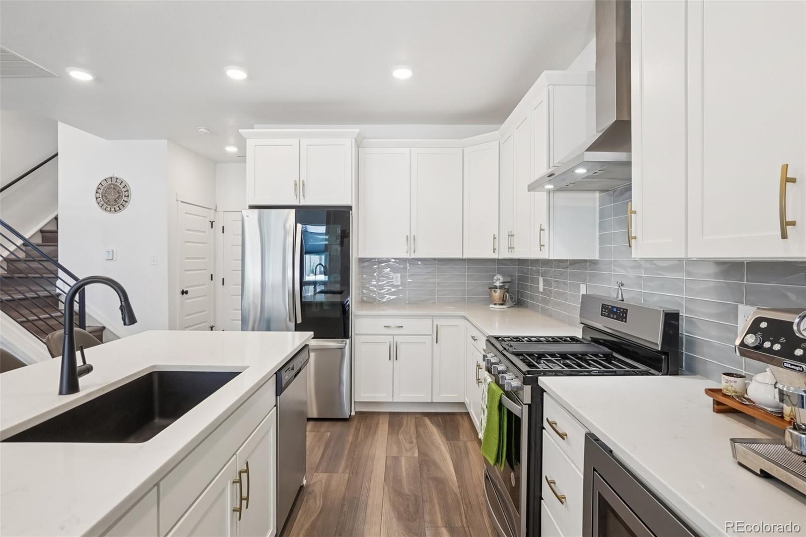 MLS Image #11 for 5715  van gordon way,arvada, Colorado