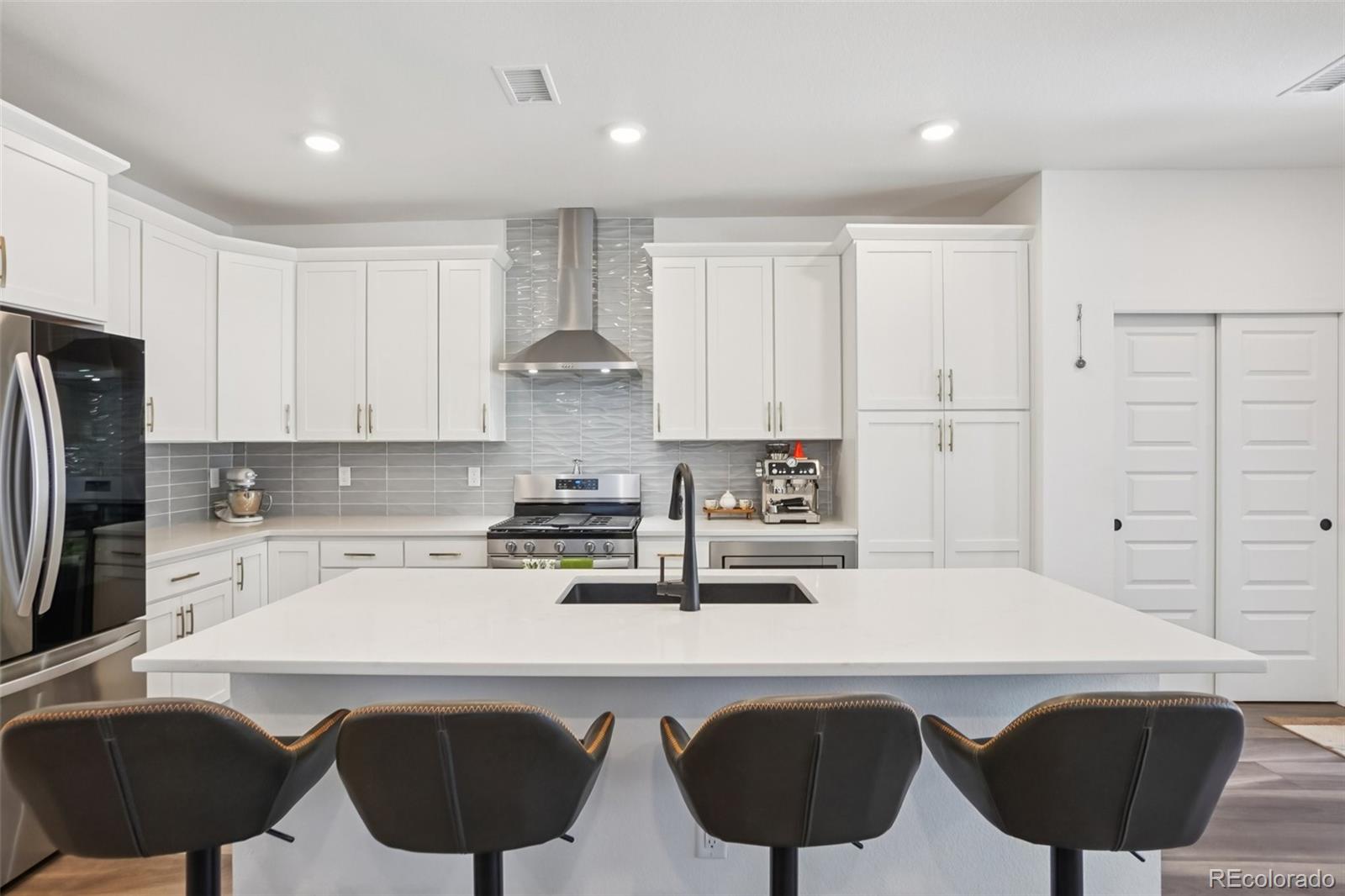 MLS Image #12 for 5715  van gordon way,arvada, Colorado