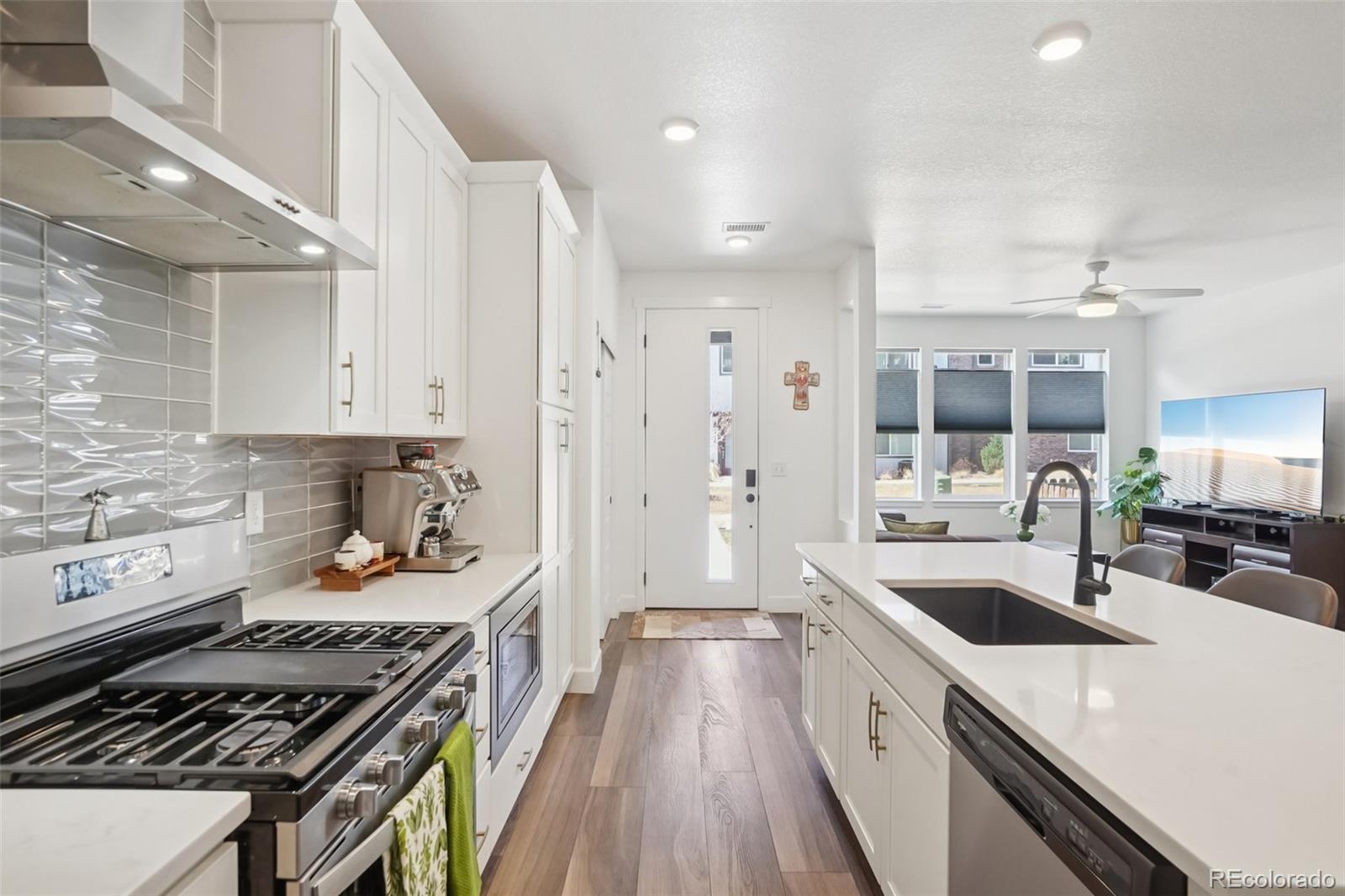 MLS Image #15 for 5715  van gordon way,arvada, Colorado