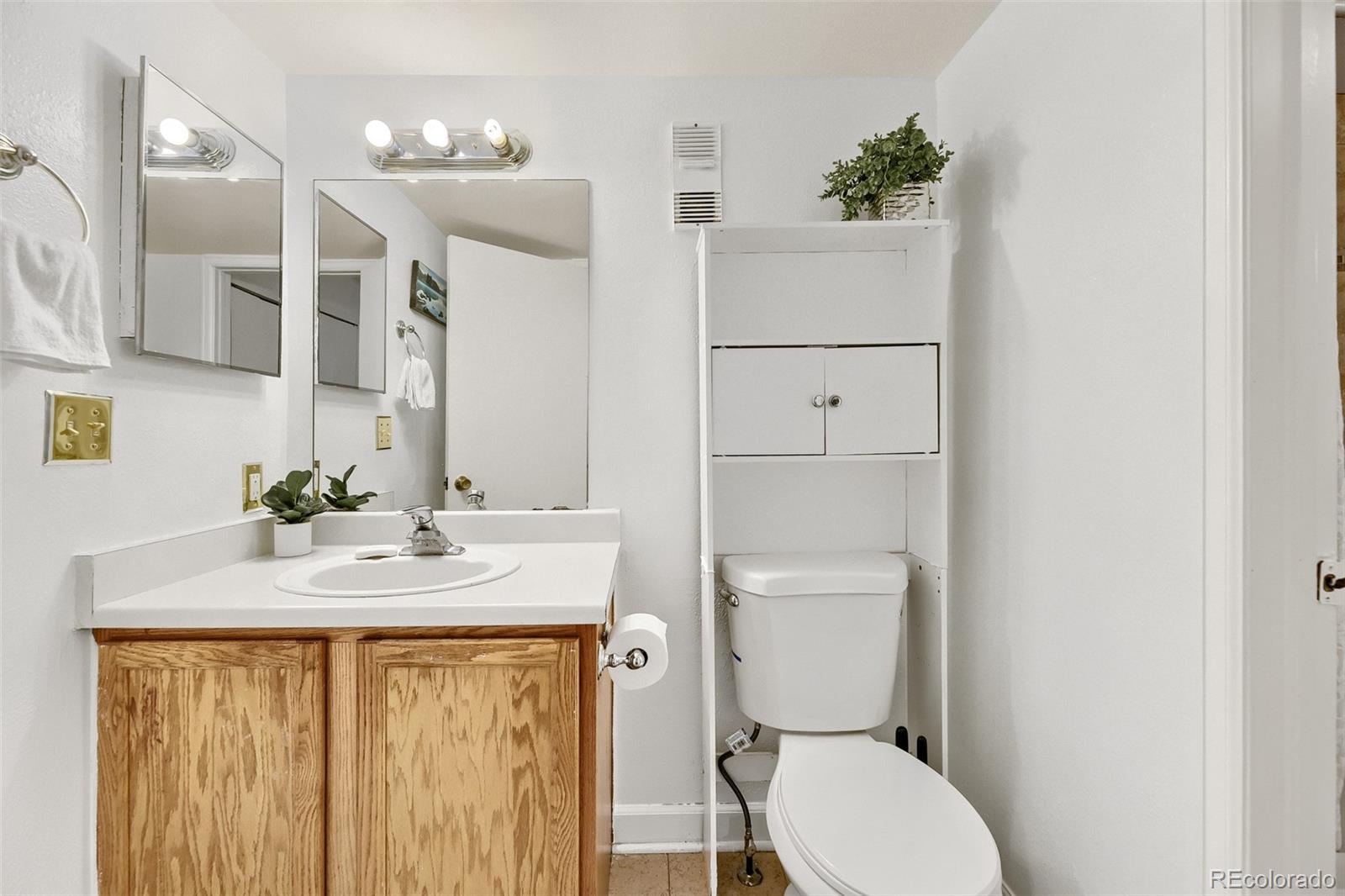 MLS Image #11 for 14751 e tennessee drive 225,aurora, Colorado