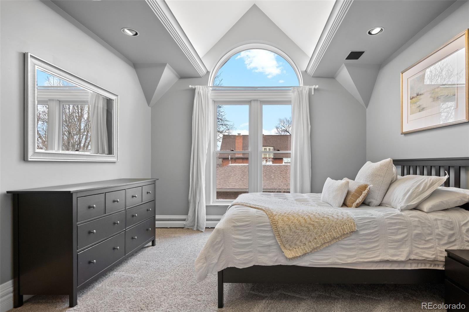 MLS Image #3 for 1632  vine street,denver, Colorado