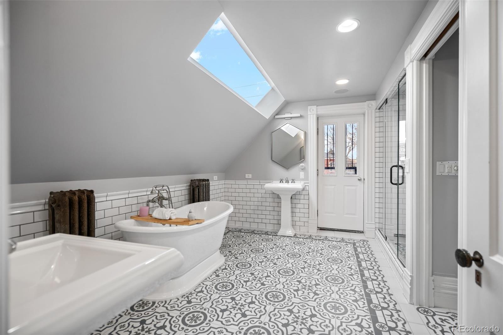 MLS Image #5 for 1632  vine street,denver, Colorado