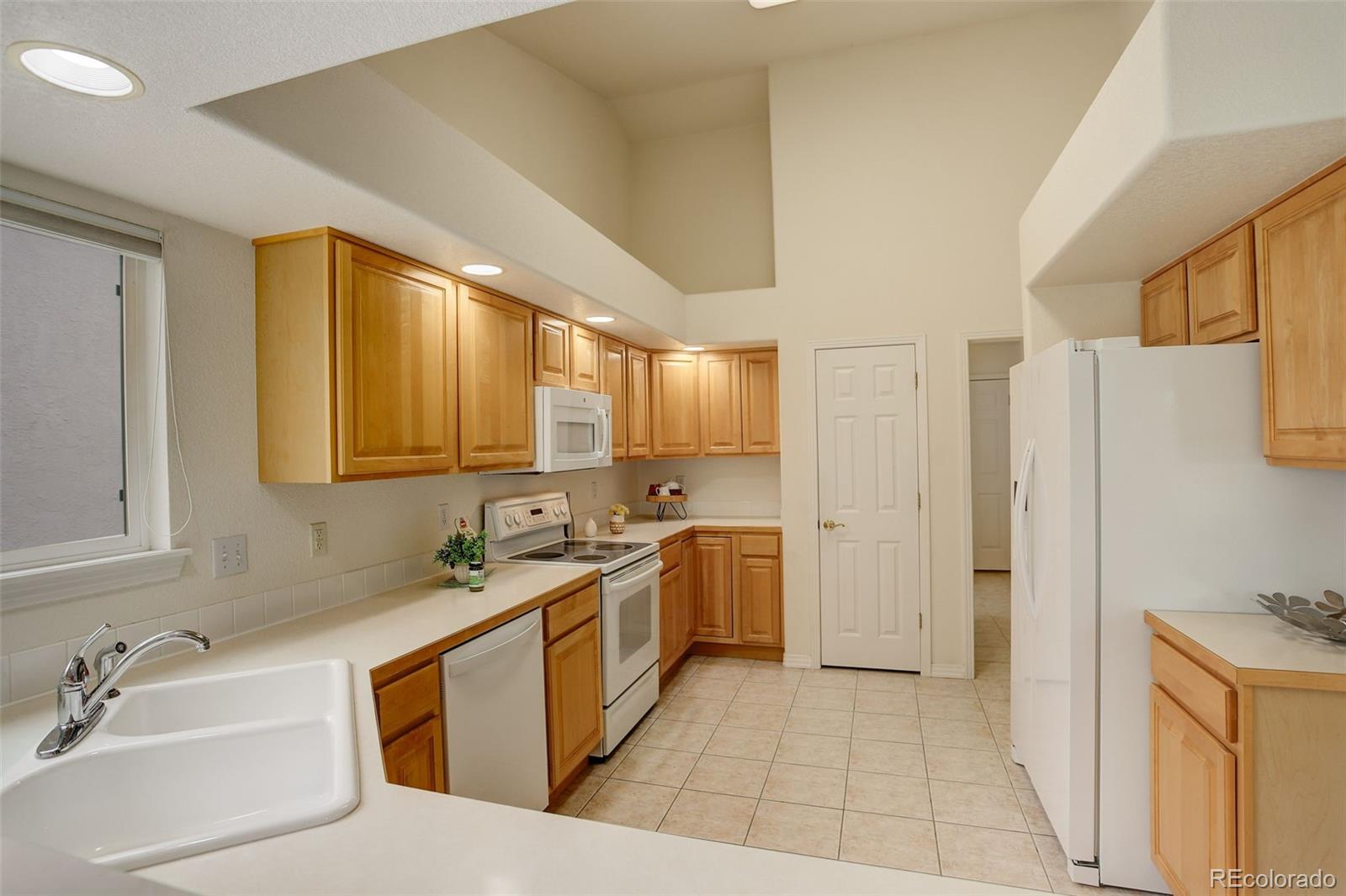 MLS Image #8 for 160  las lunas street,castle rock, Colorado