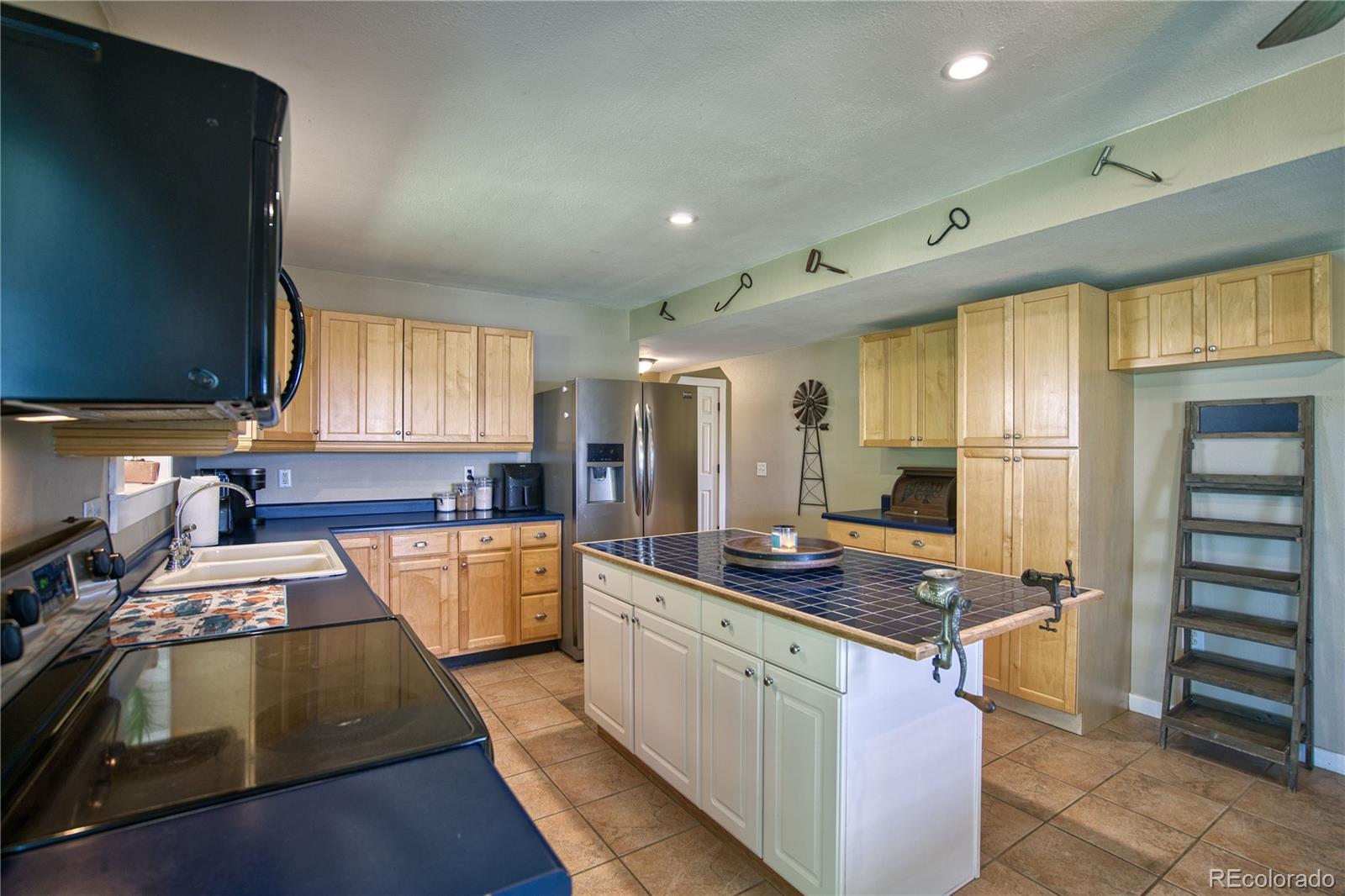 MLS Image #10 for 4751  county road 47 ,hudson, Colorado
