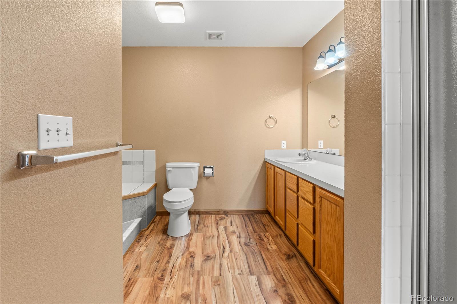 MLS Image #28 for 1620  august lane,brighton, Colorado