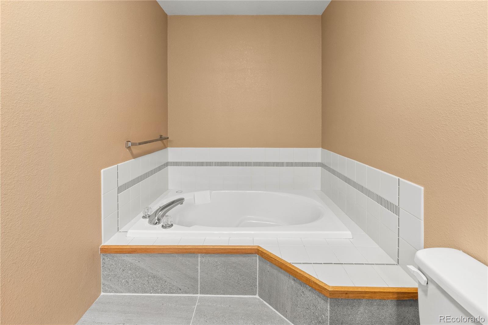 MLS Image #29 for 1620  august lane,brighton, Colorado