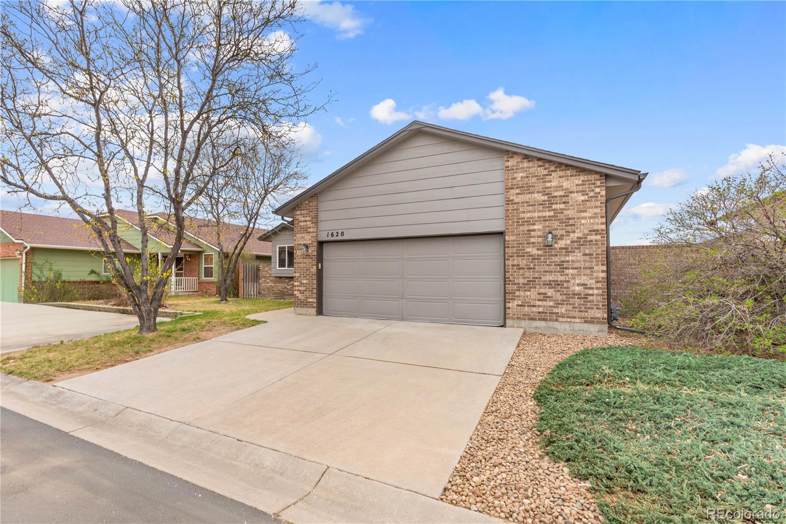 MLS Image #3 for 1620  august lane,brighton, Colorado