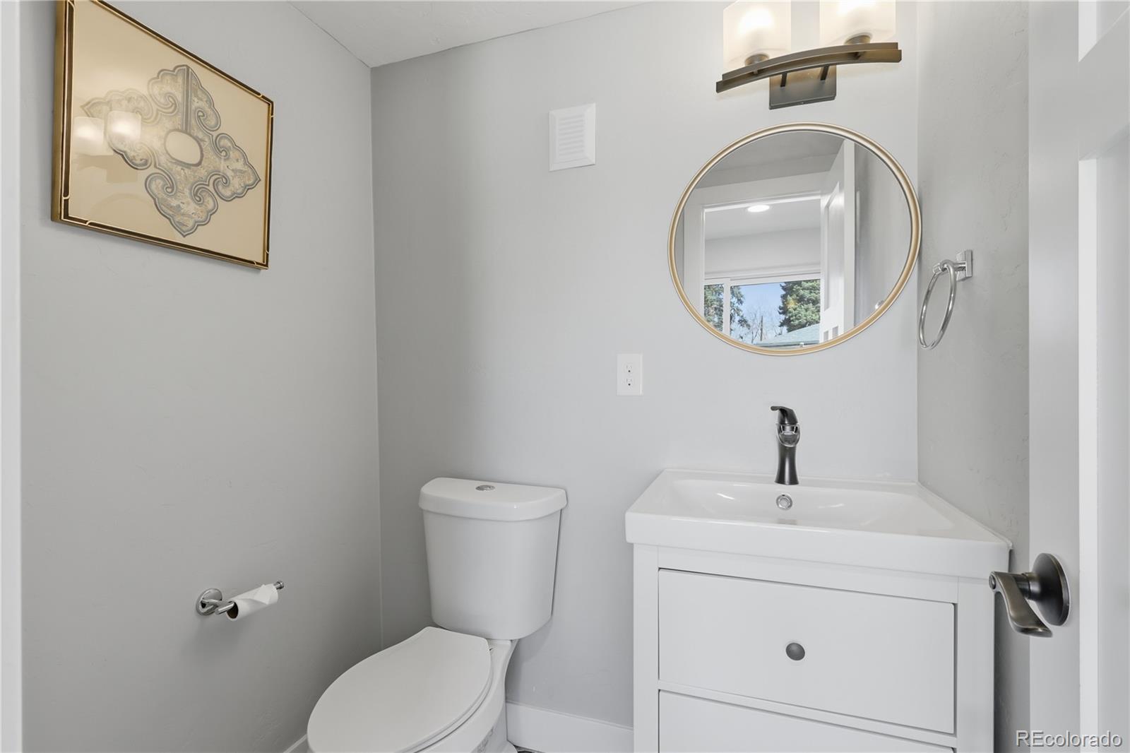 MLS Image #15 for 211  magnolia street,denver, Colorado