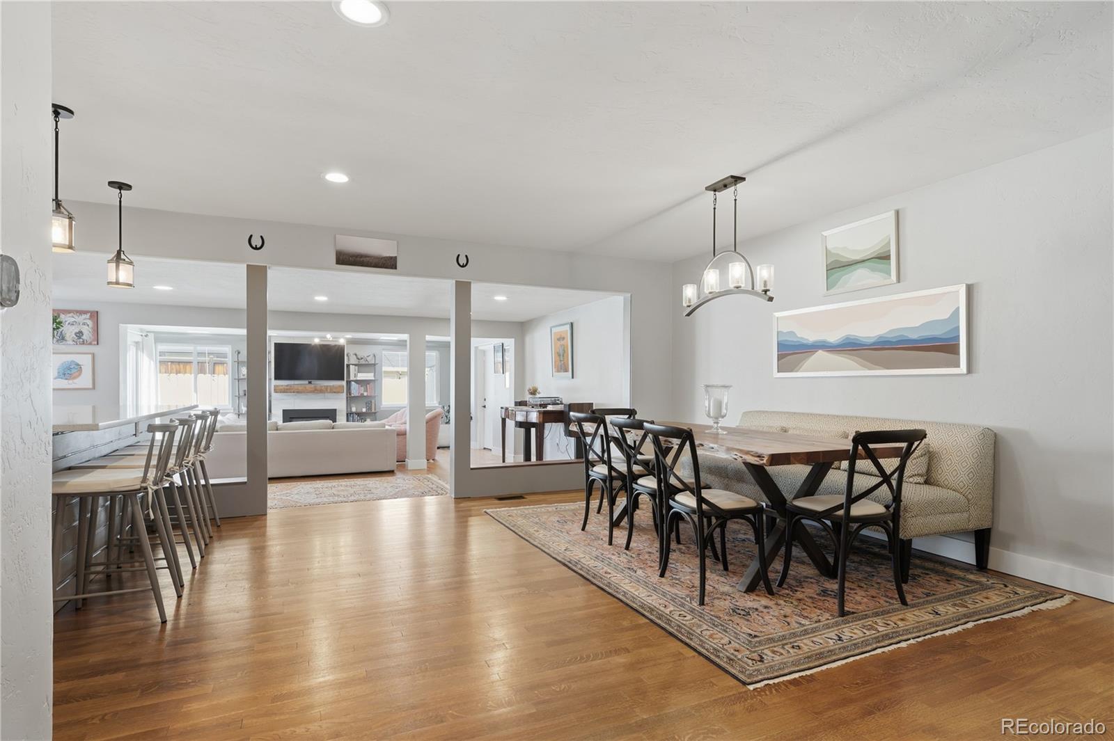 MLS Image #2 for 211  magnolia street,denver, Colorado