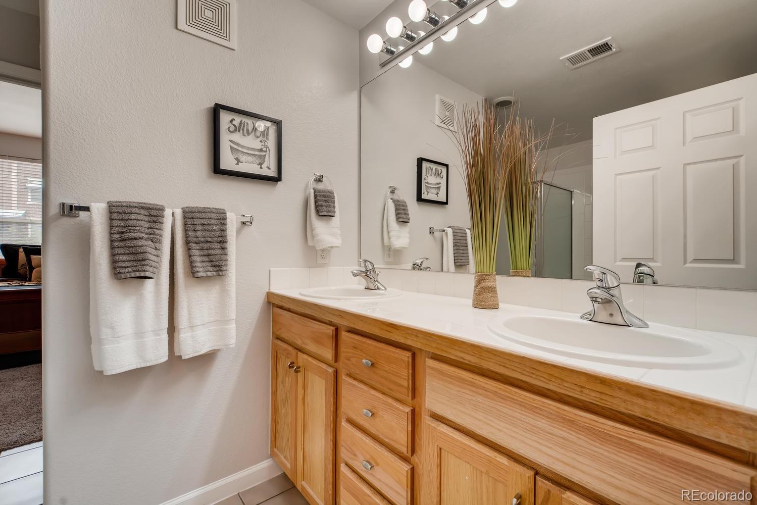 MLS Image #14 for 1747 n pearl street 103,denver, Colorado