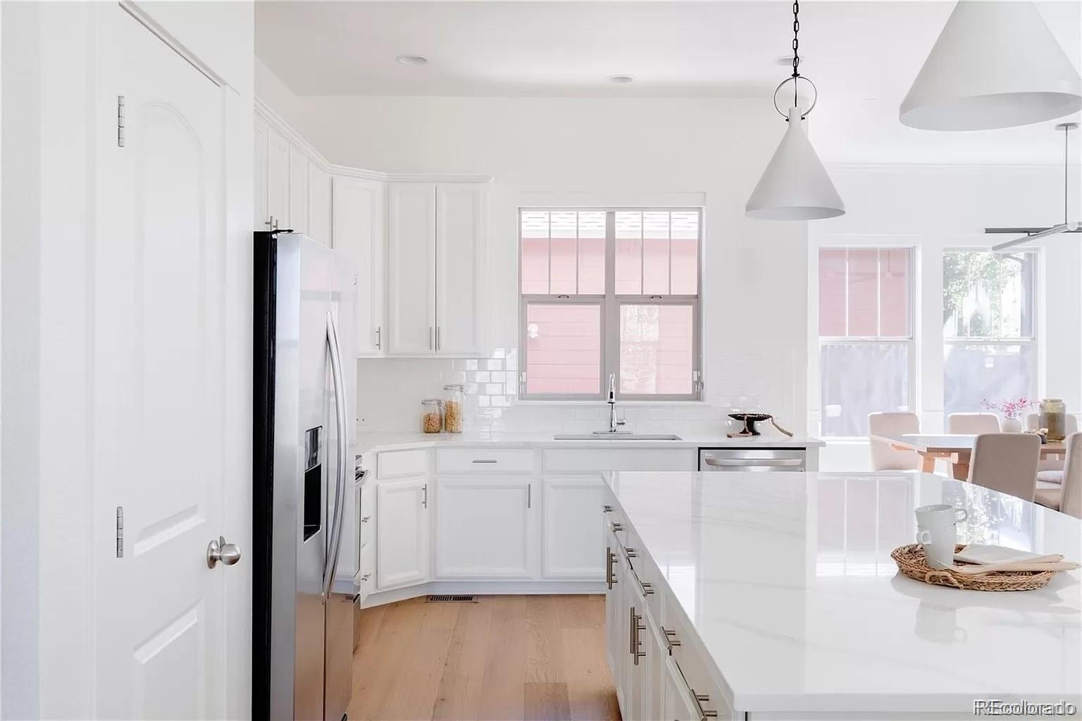 MLS Image #10 for 7984 e 51st avenue ,denver, Colorado