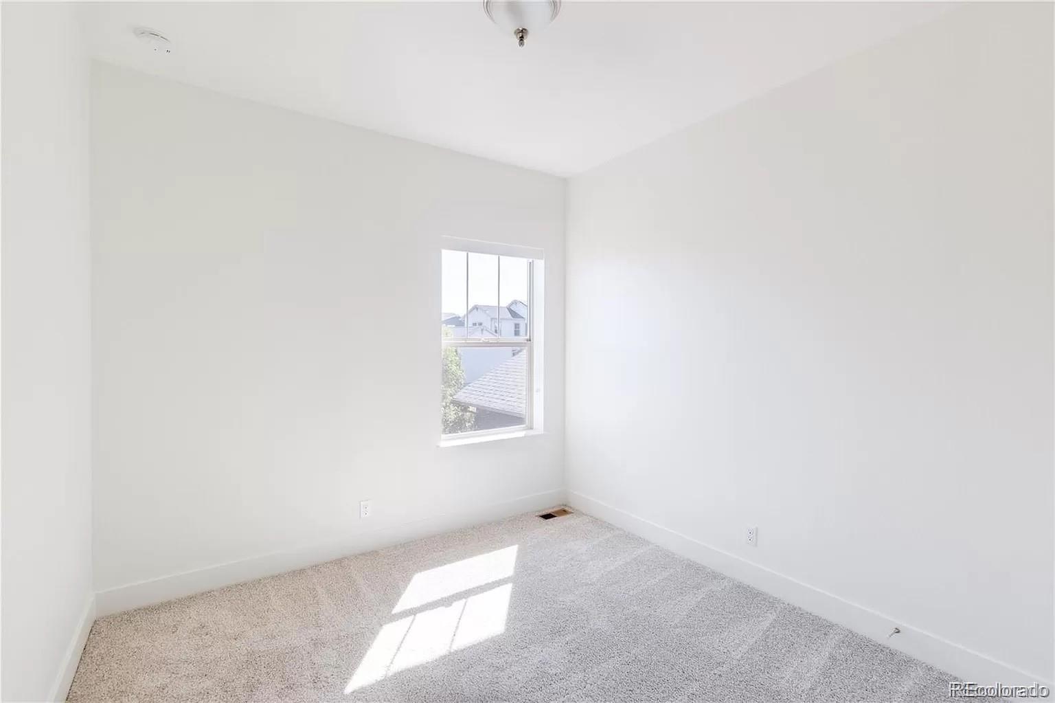 MLS Image #21 for 7984 e 51st avenue ,denver, Colorado
