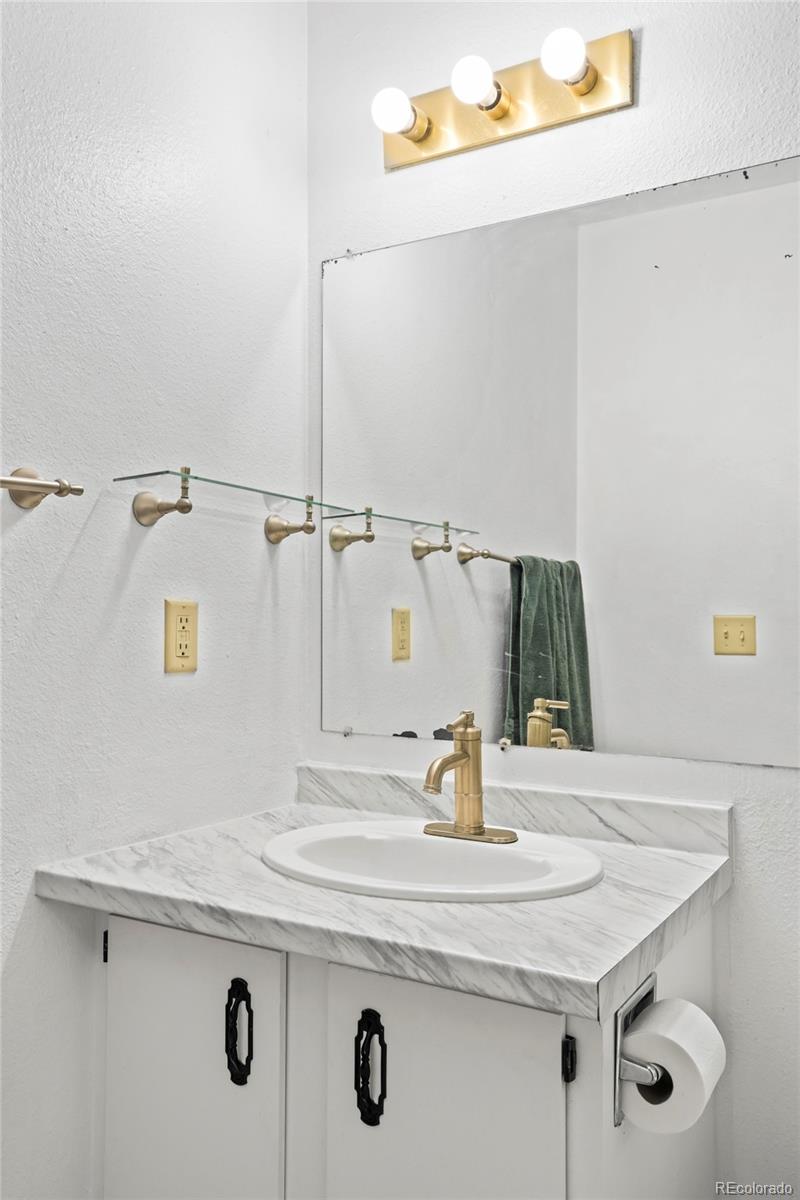 MLS Image #19 for 3225 s garrison street,lakewood, Colorado