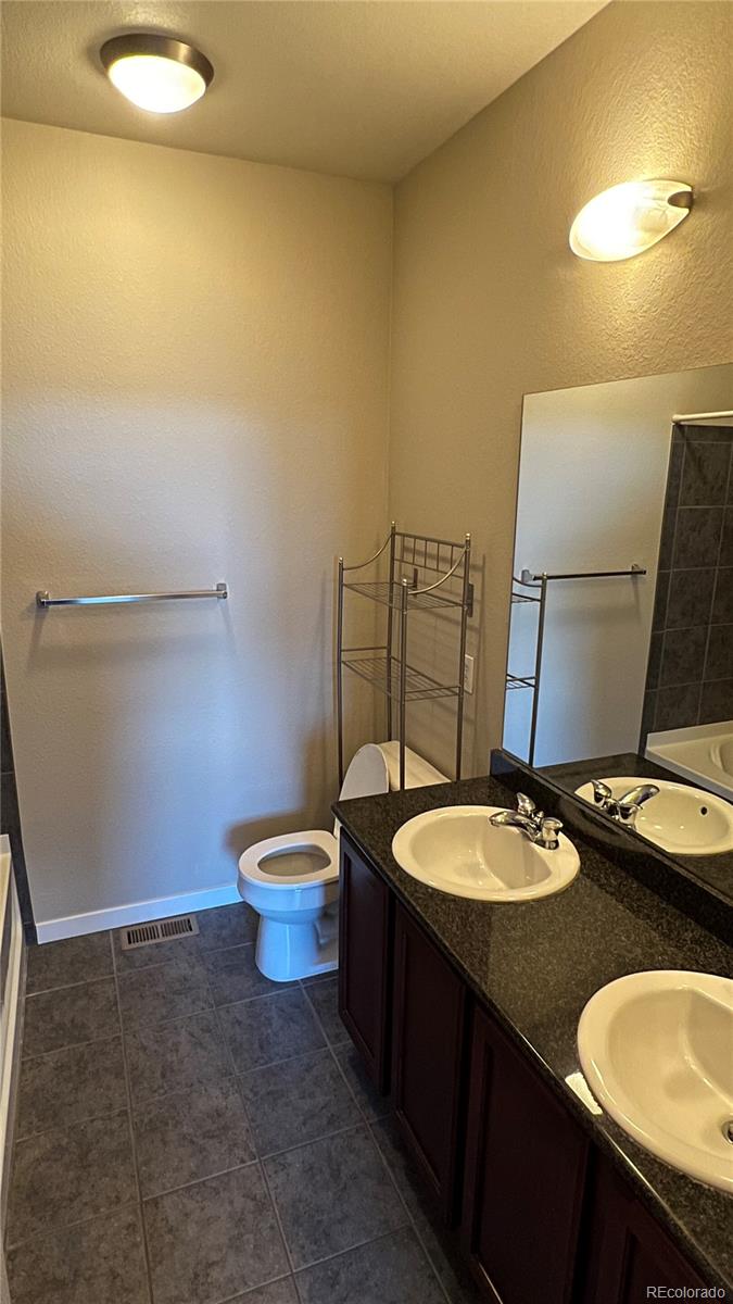 MLS Image #13 for 4100  albion street 602,denver, Colorado