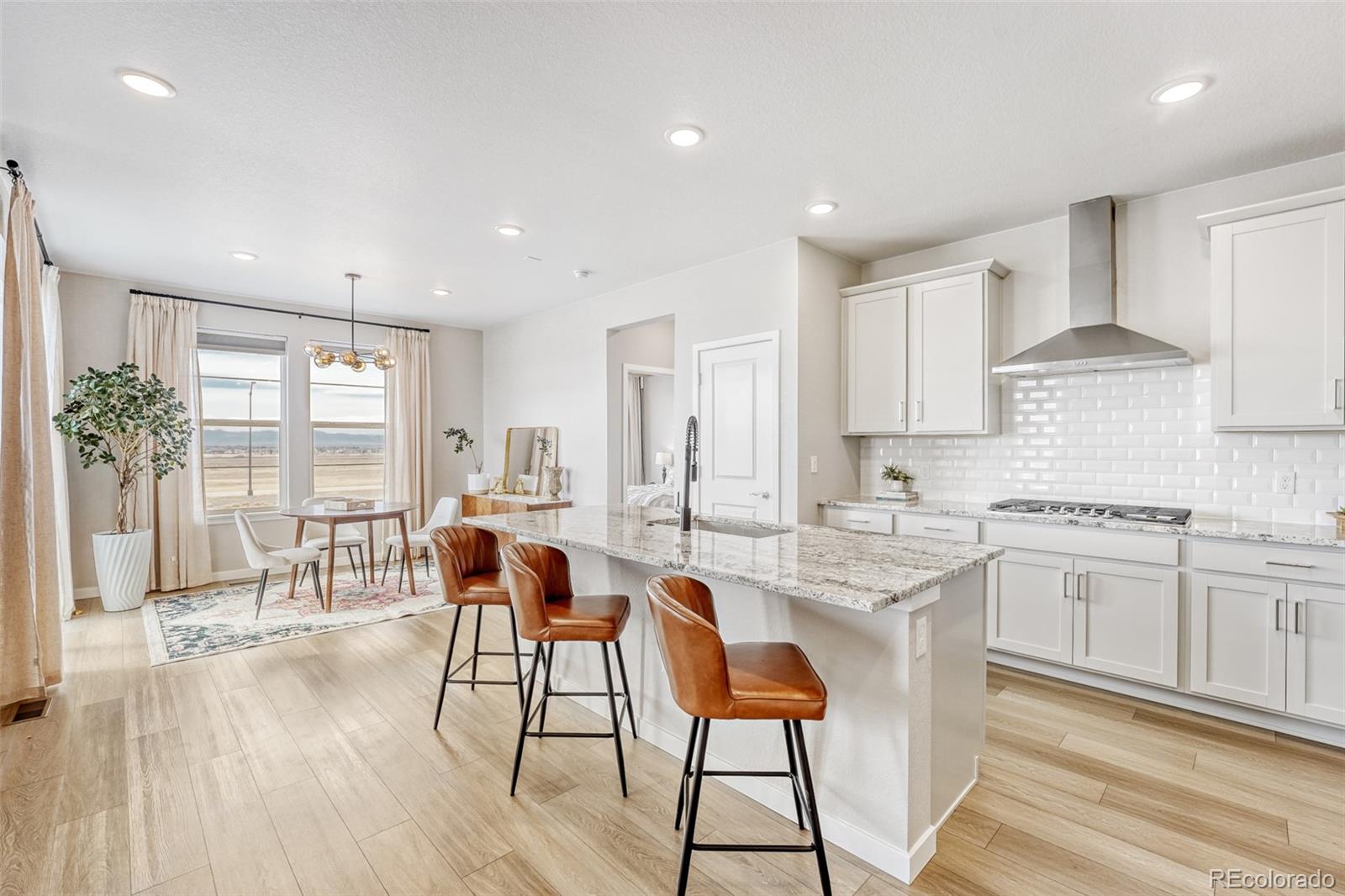 MLS Image #4 for 4021 n biloxi court,aurora, Colorado