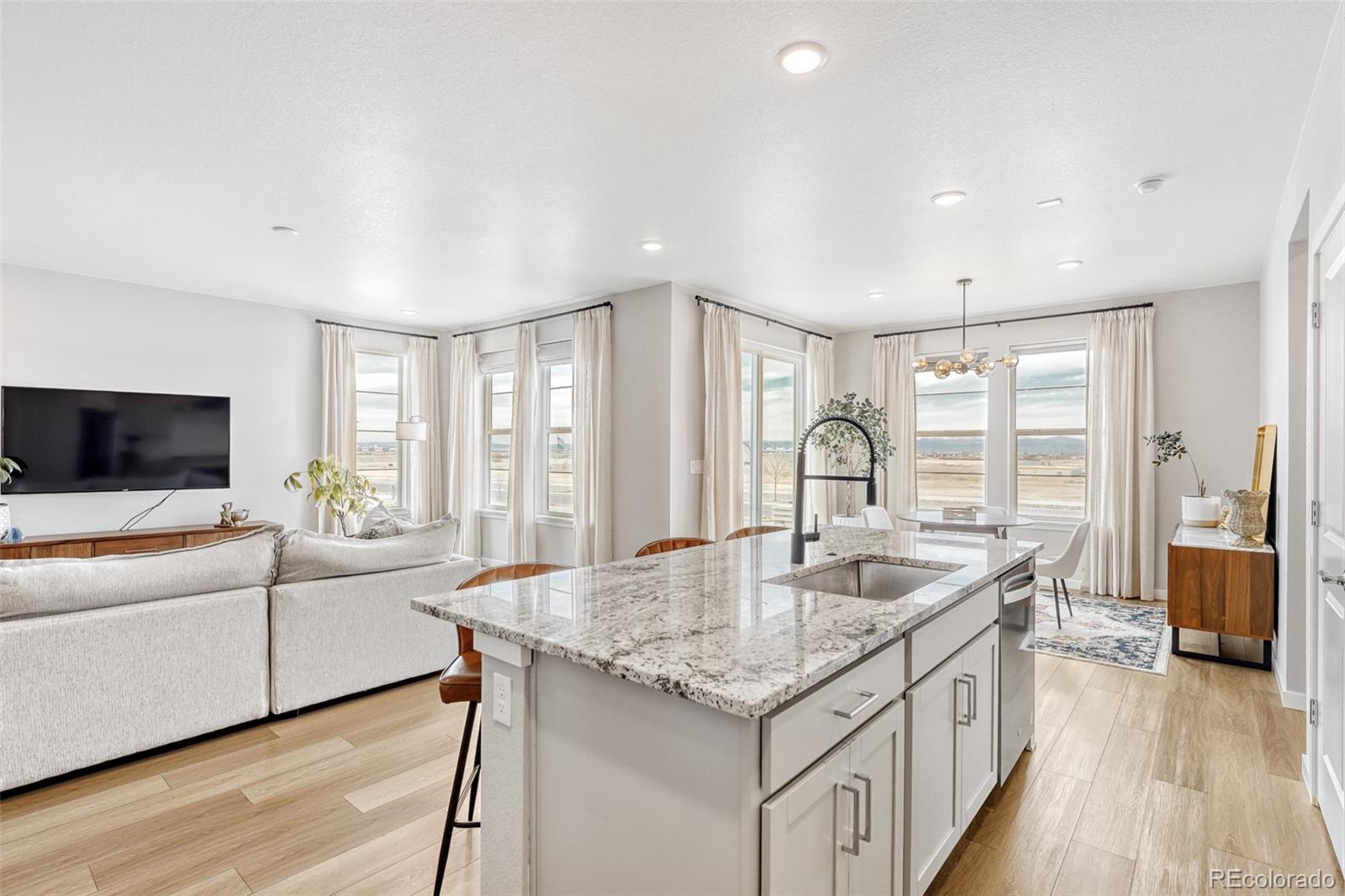 MLS Image #9 for 4021 n biloxi court,aurora, Colorado