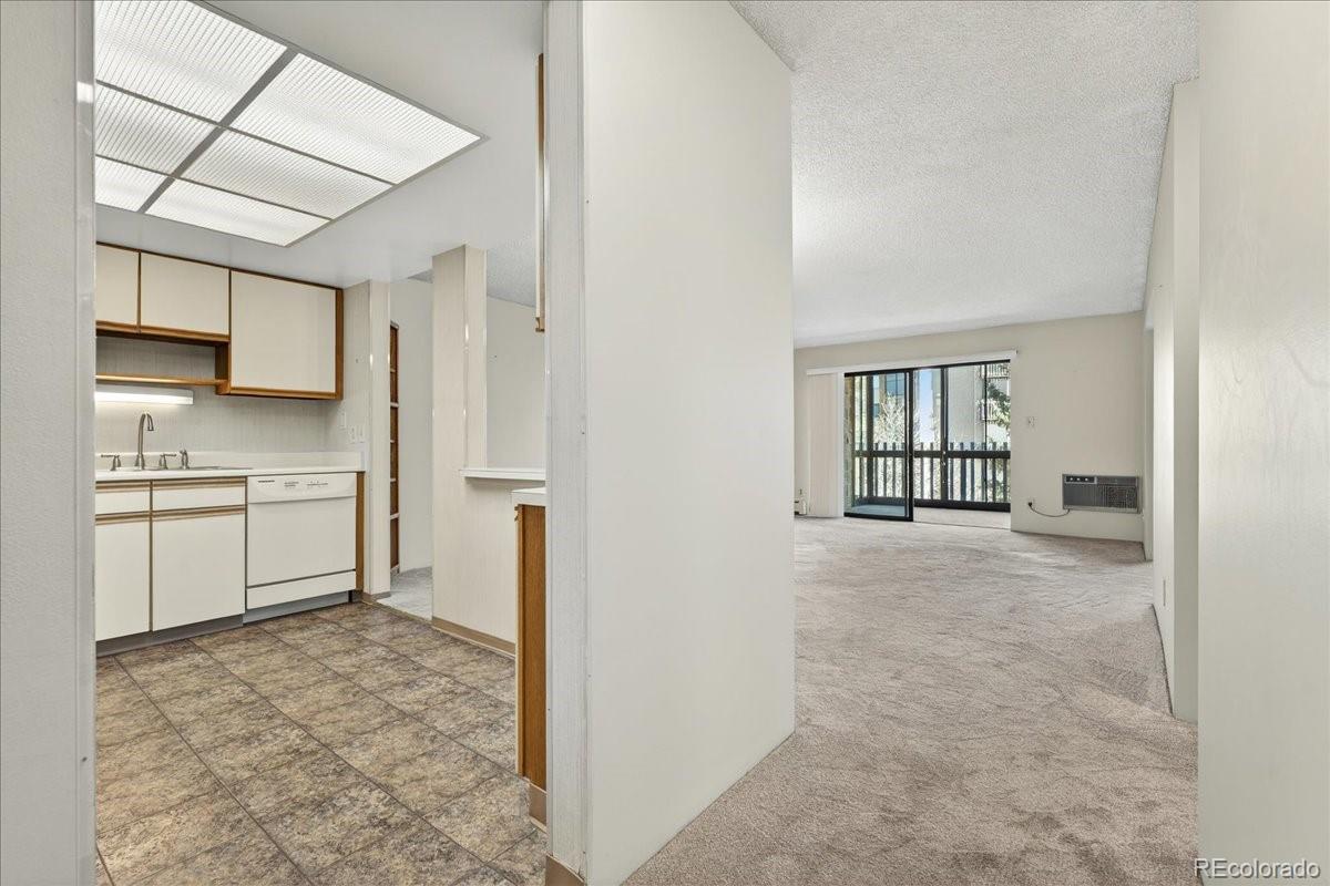 MLS Image #3 for 14000 e linvale place,aurora, Colorado
