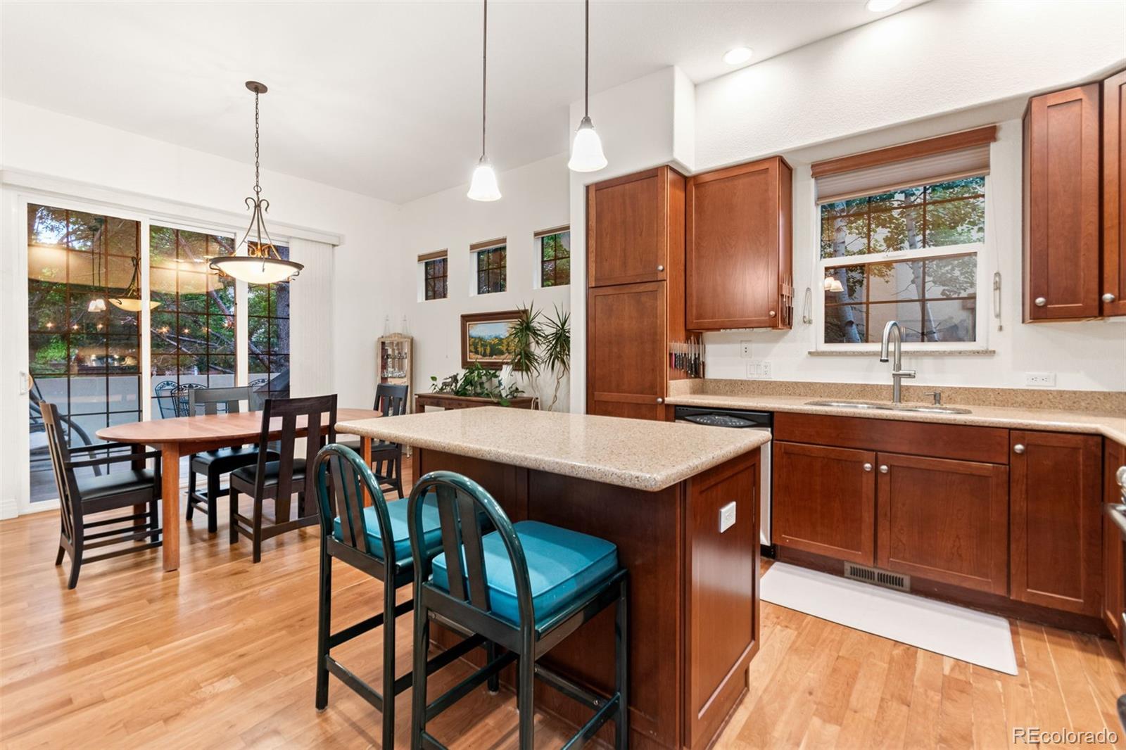 MLS Image #14 for 7444 e 9th avenue,denver, Colorado