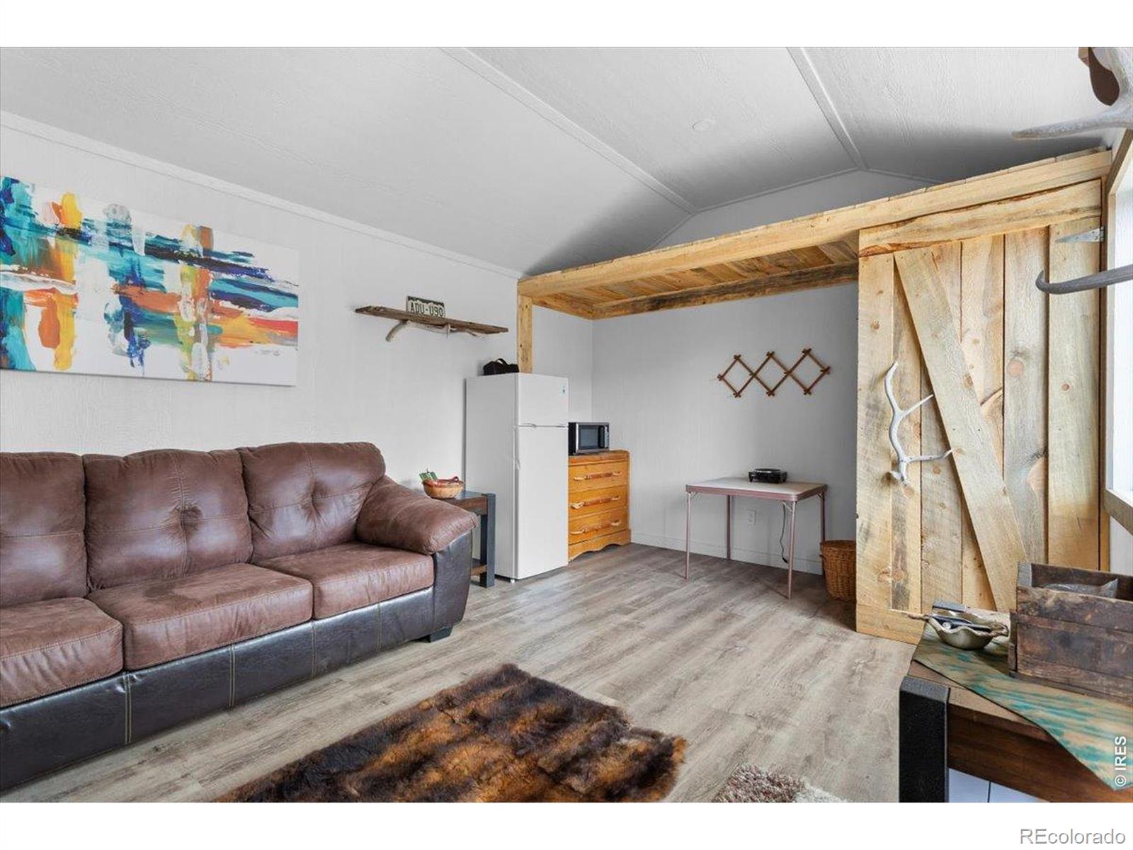 MLS Image #5 for 59 w rustic road,bellvue, Colorado