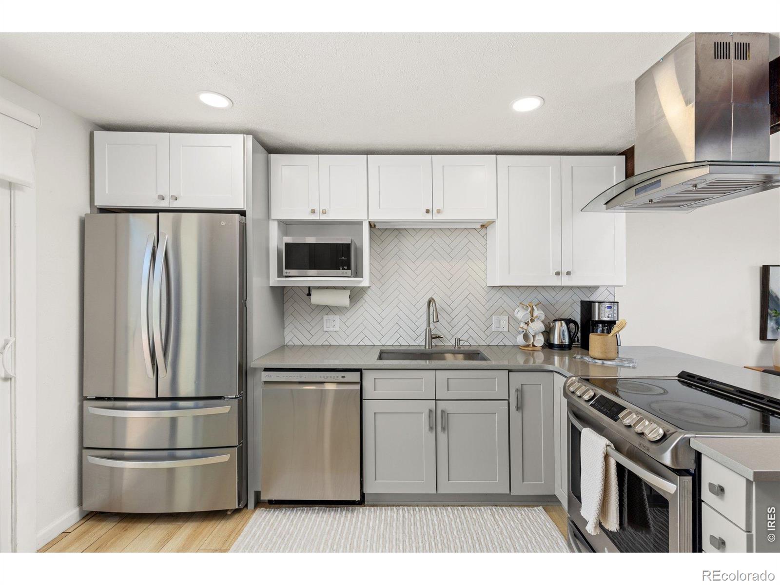 MLS Image #2 for 4100  greenbriar boulevard,boulder, Colorado