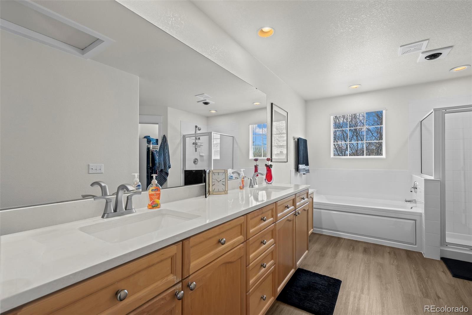 MLS Image #14 for 14000  winding river court,broomfield, Colorado