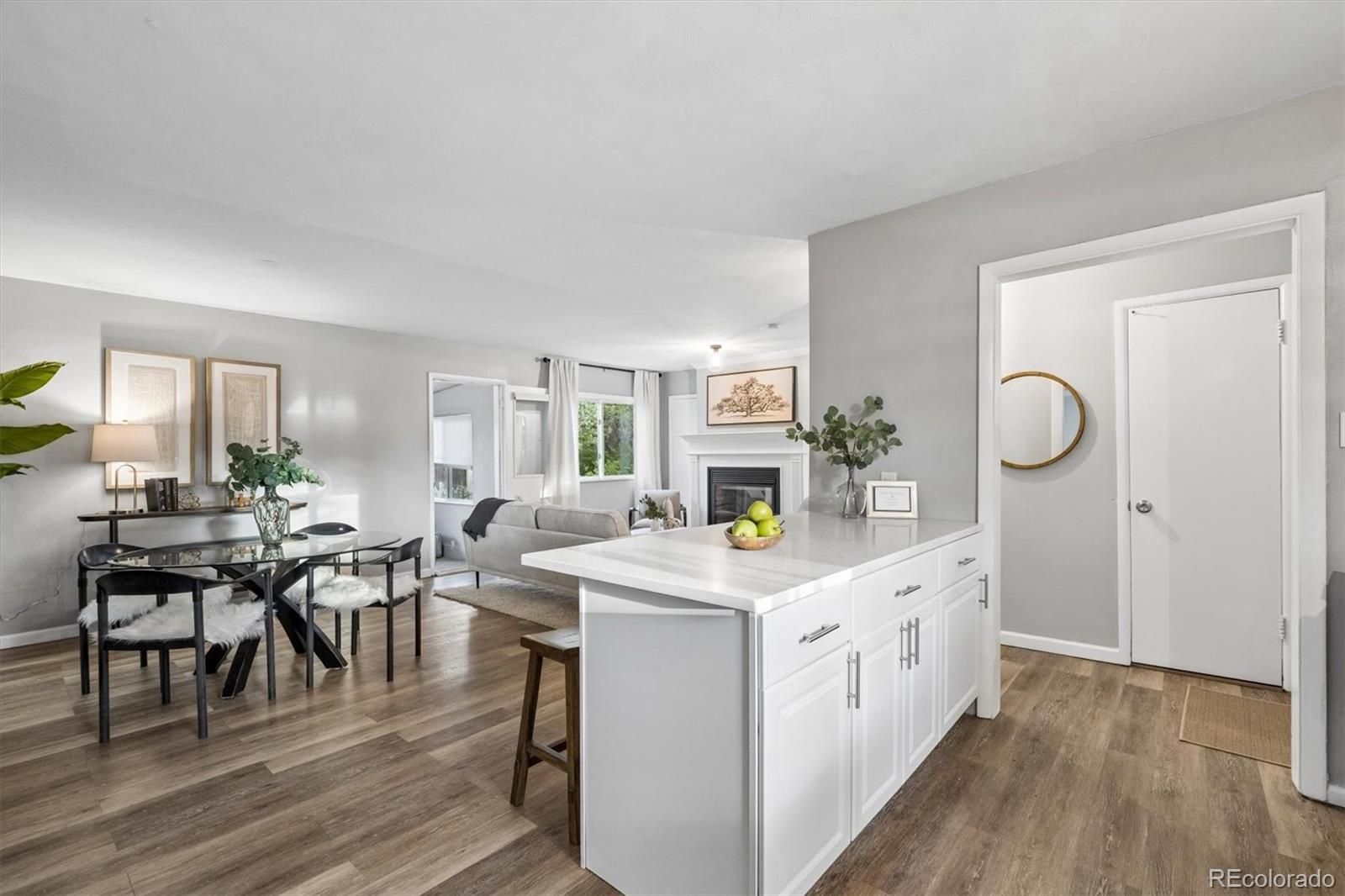 MLS Image #3 for 3440 s fairfax street,denver, Colorado