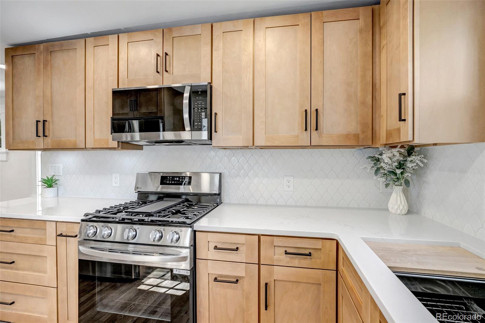 MLS Image #10 for 624 s quitman street,denver, Colorado
