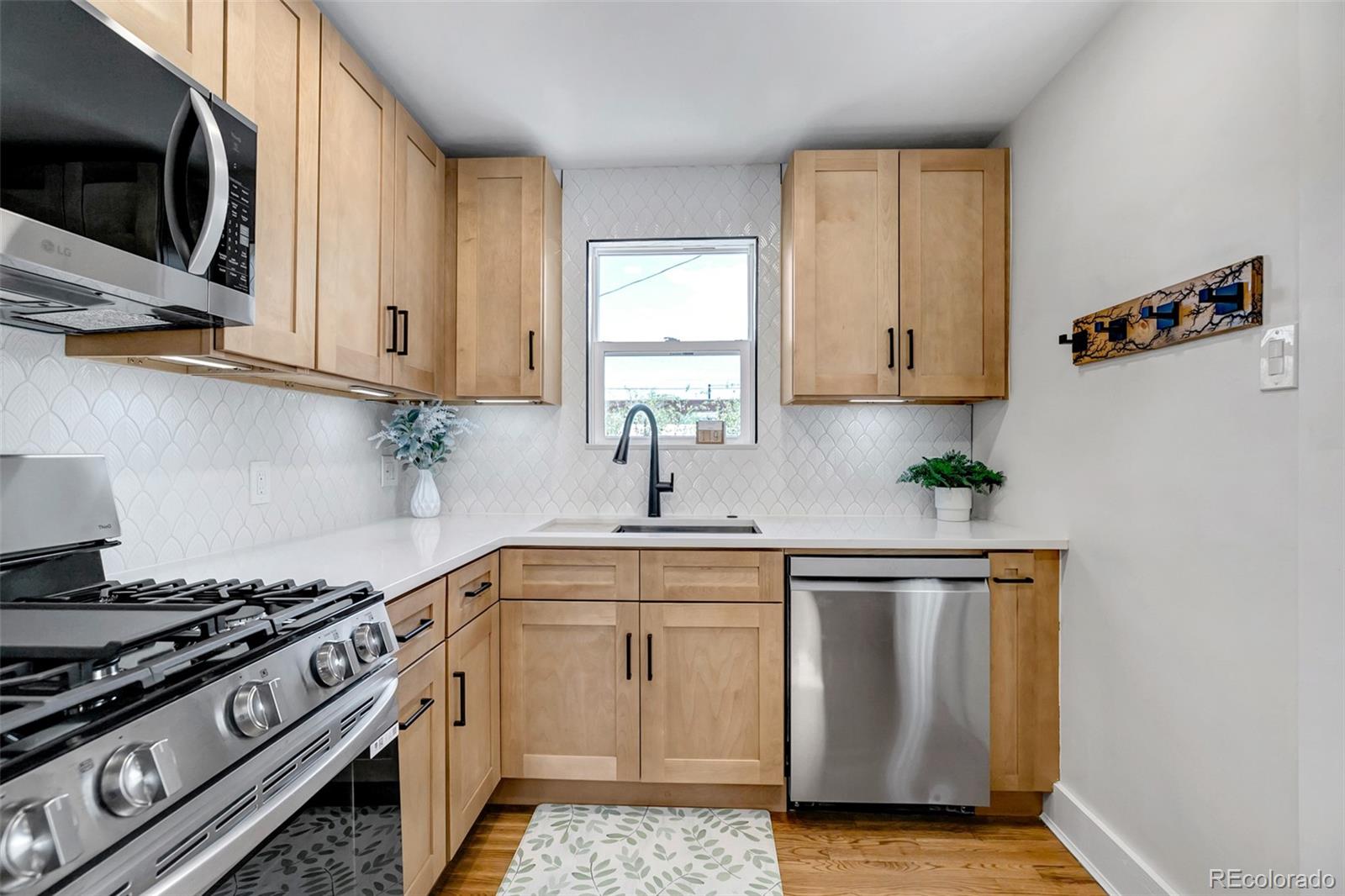 MLS Image #11 for 624 s quitman street,denver, Colorado