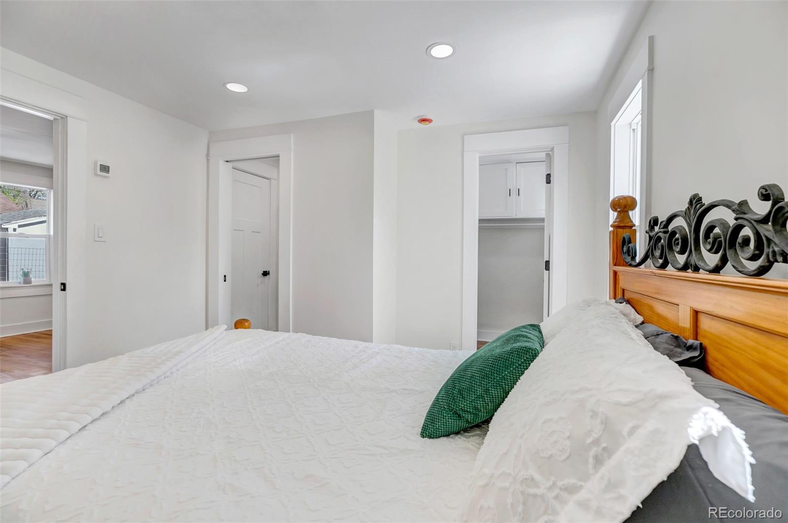 MLS Image #16 for 624 s quitman street,denver, Colorado