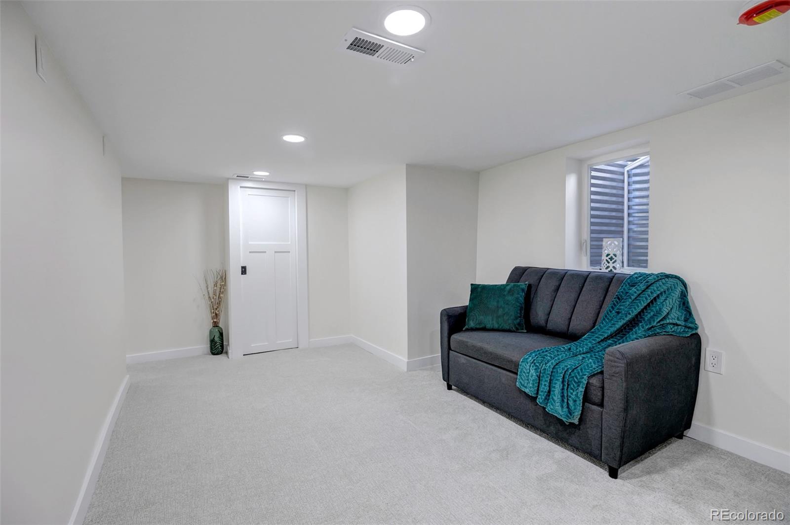 MLS Image #21 for 624 s quitman street,denver, Colorado