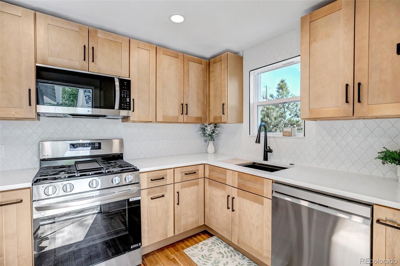 MLS Image #9 for 624 s quitman street,denver, Colorado