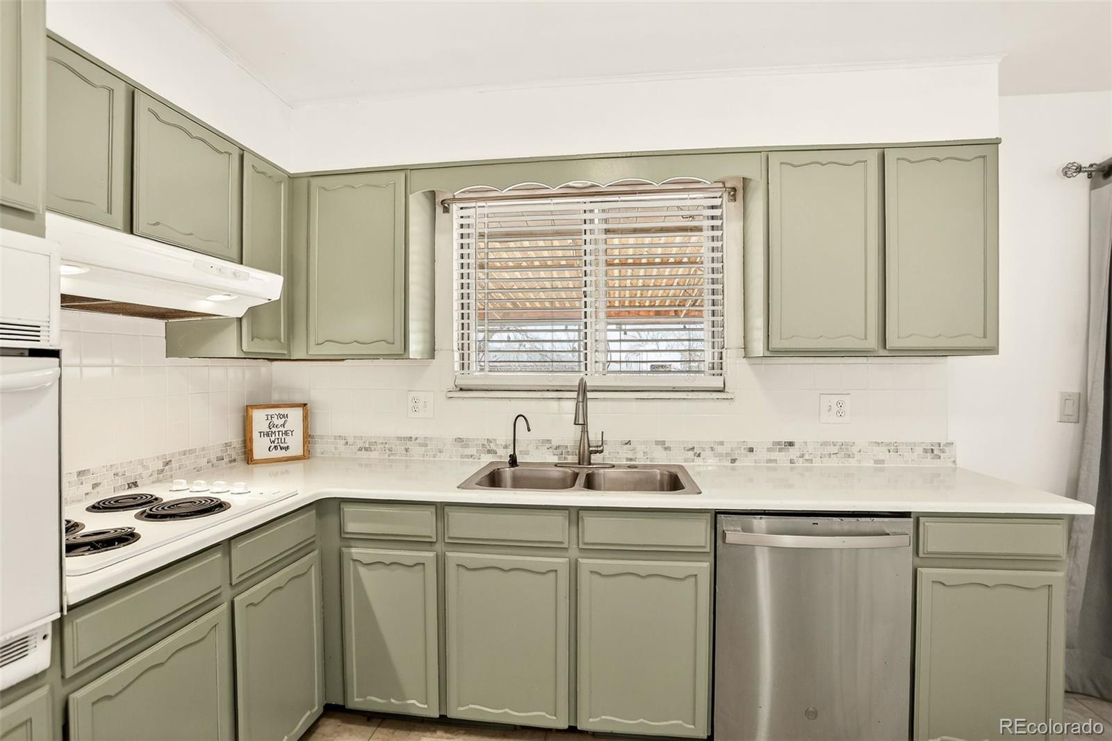 MLS Image #17 for 663  polaris place,thornton, Colorado