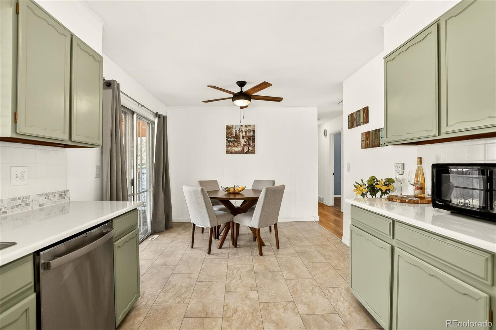 MLS Image #4 for 663  polaris place,thornton, Colorado