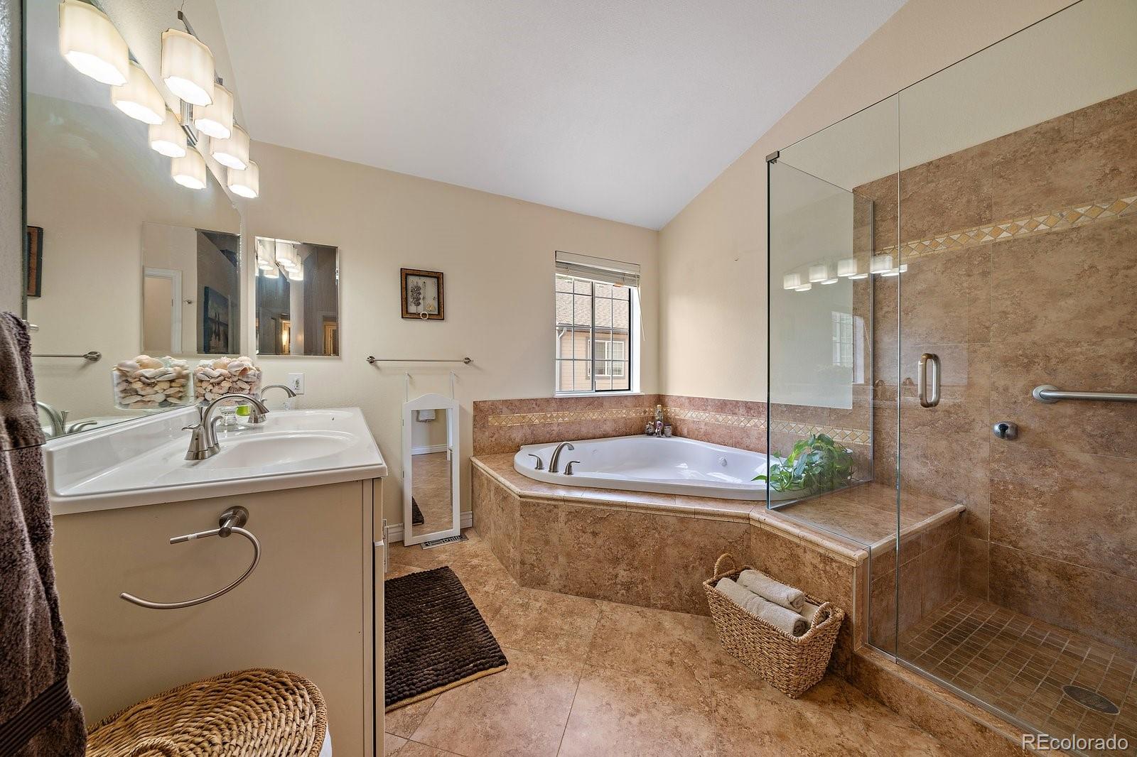 MLS Image #5 for 4301 s pierce street 6b,littleton, Colorado