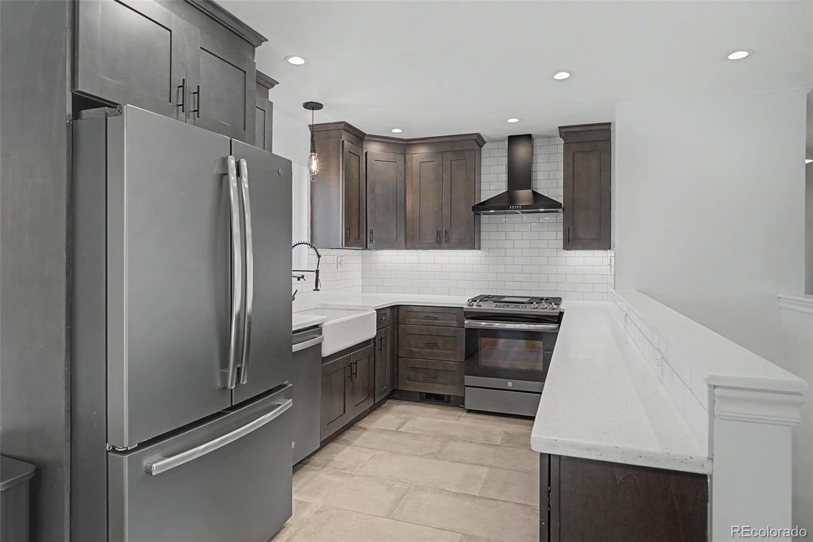 MLS Image #9 for 10915 w 68th avenue,arvada, Colorado