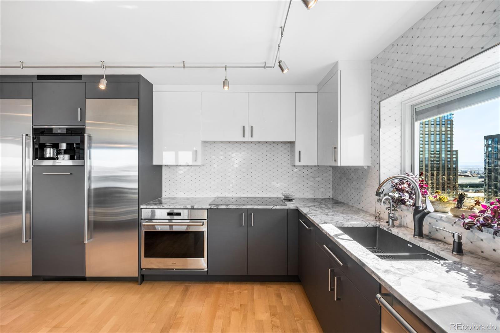 MLS Image #8 for 1551  larimer street,denver, Colorado