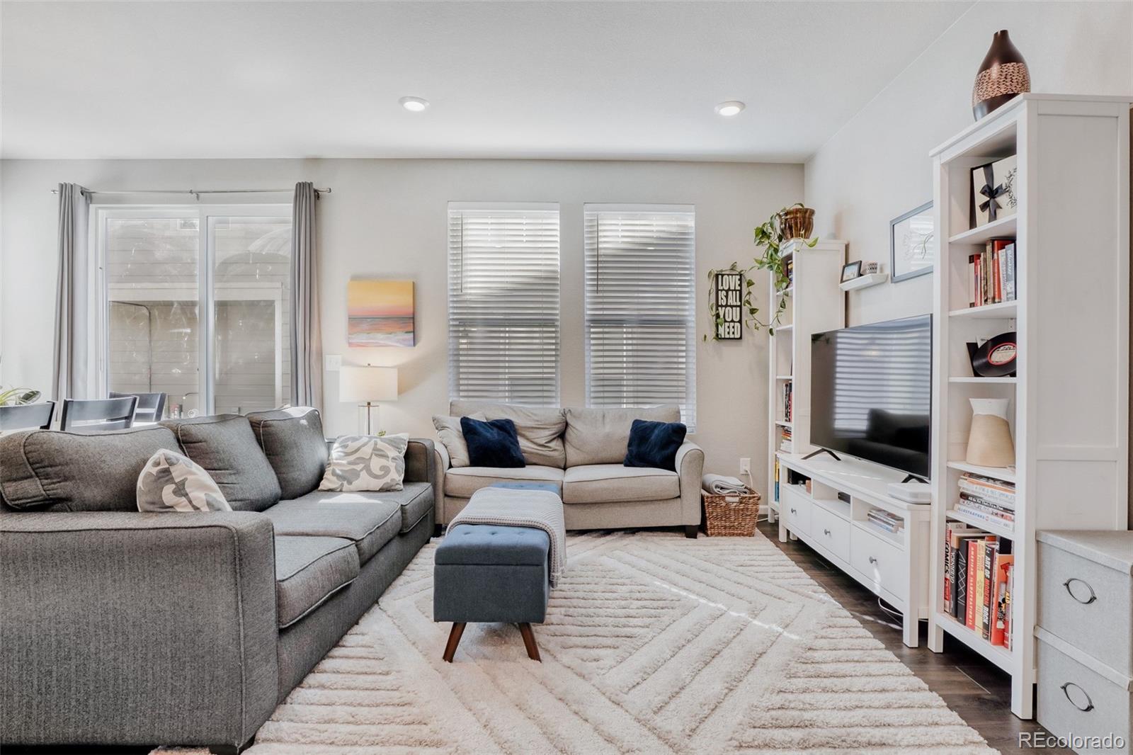 MLS Image #4 for 4337 s nepal court,centennial, Colorado