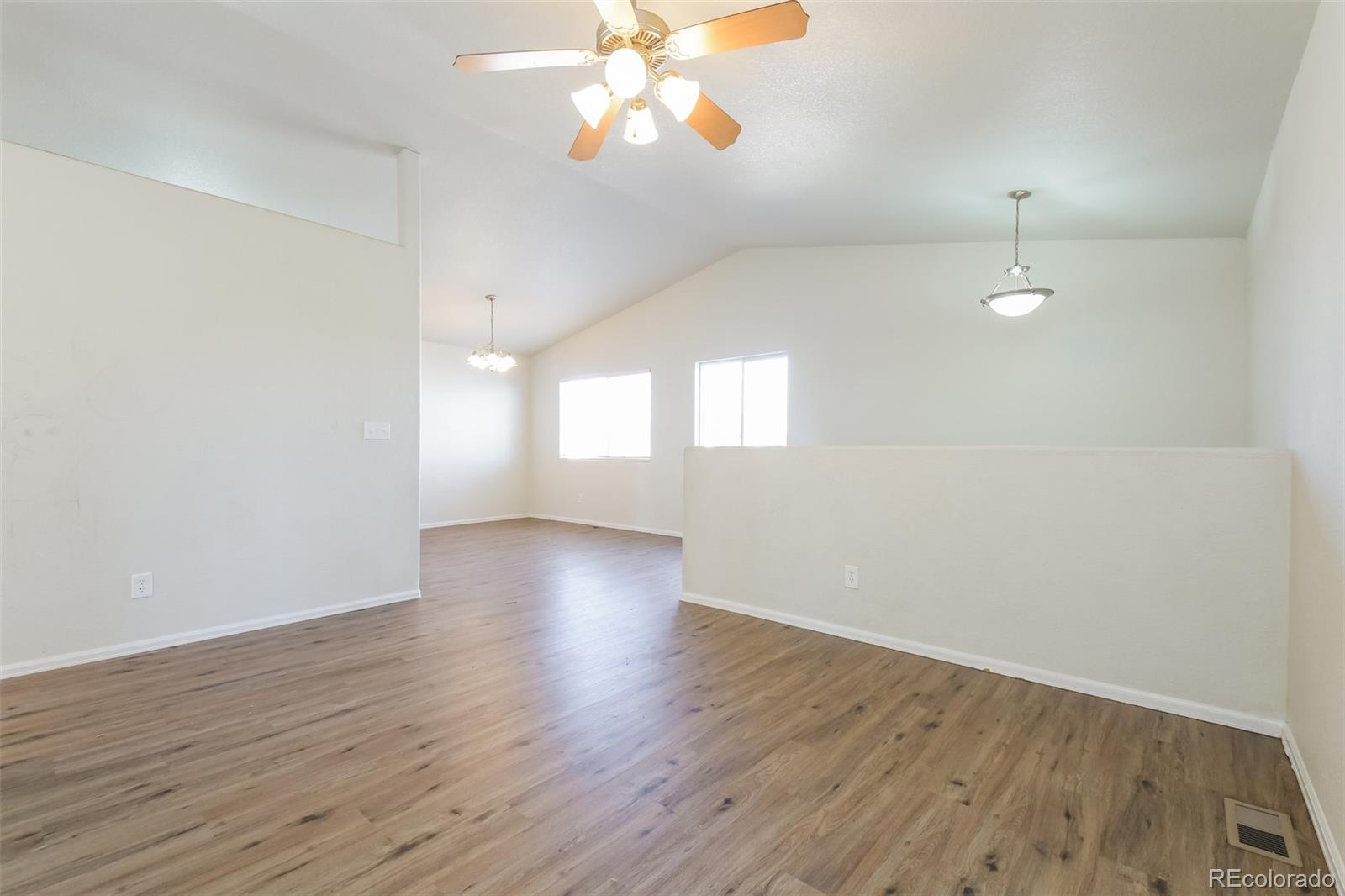 MLS Image #4 for 406 e 28th street drive,greeley, Colorado