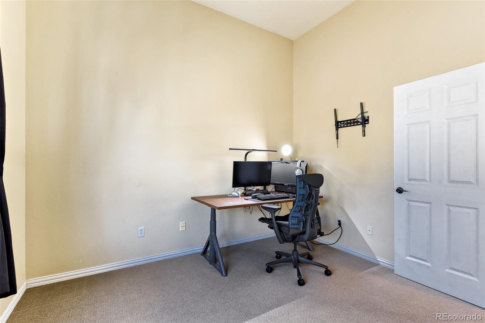 MLS Image #10 for 1011 s valentia street,denver, Colorado