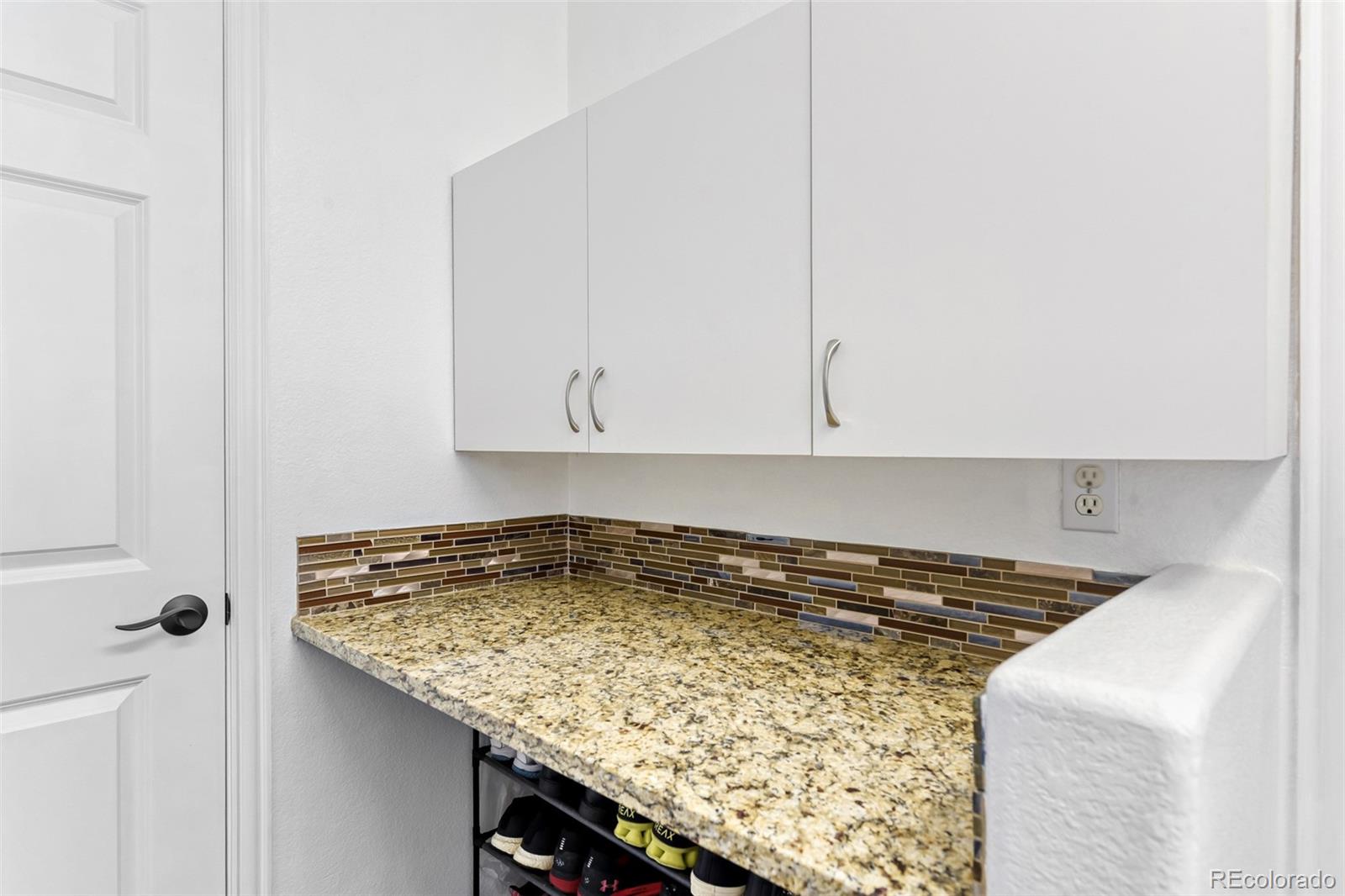 MLS Image #13 for 1011 s valentia street,denver, Colorado