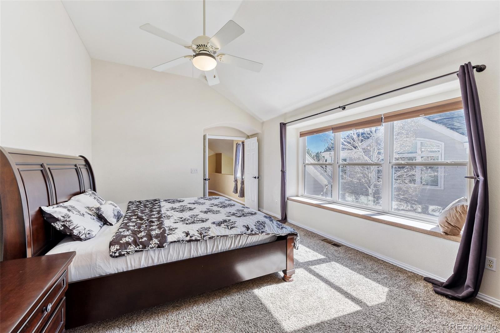 MLS Image #15 for 1011 s valentia street,denver, Colorado