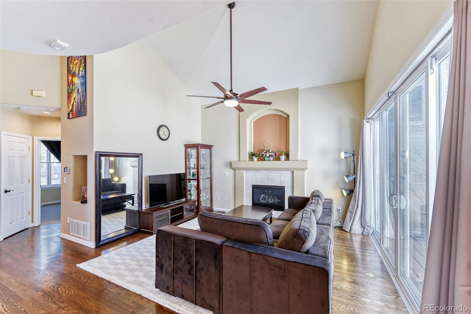 MLS Image #8 for 1011 s valentia street,denver, Colorado