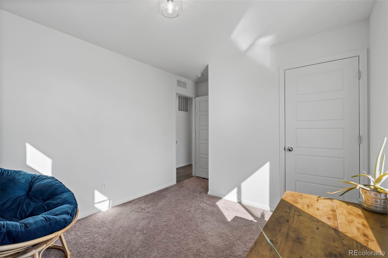 MLS Image #16 for 18227 e 51st avenue,denver, Colorado